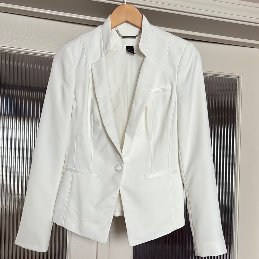 Elegant White Blazer